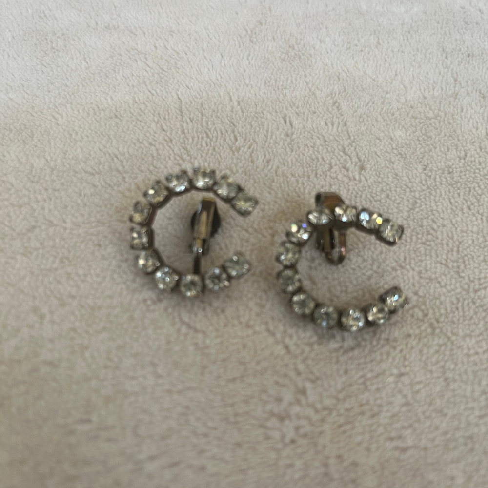 Vintage Rhinestone Clip On Earrings Silver Tone Circular Wreath Statement